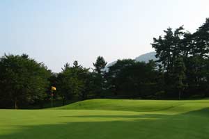津久井湖ゴルフ倶楽部
